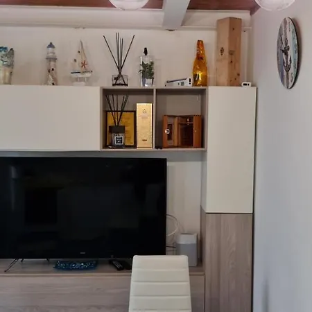 Il Vesuvio Blue Apartment
